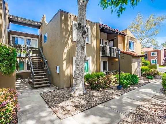 4th image of 17099 W Bernardo Dr #107