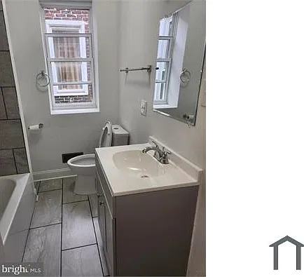 3 bed, 1050 sqft, $1,500 — Photo 2