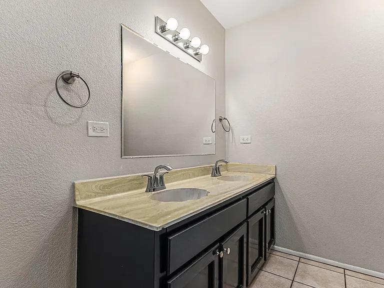 4224 E Ashler Hills Dr — Photo 20