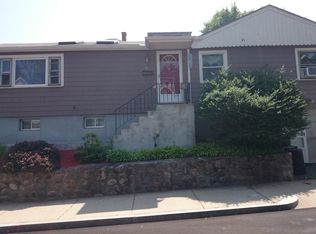 216 Stimson St, West Roxbury, MA 02132