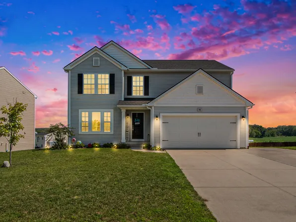 903 View Pointe Dr, Middleville, MI 49333