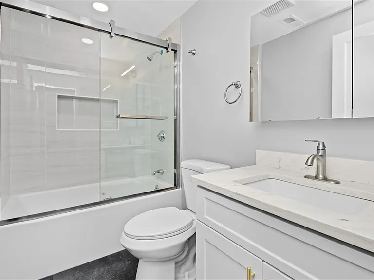 66 Stanley St #3 — Photo 12