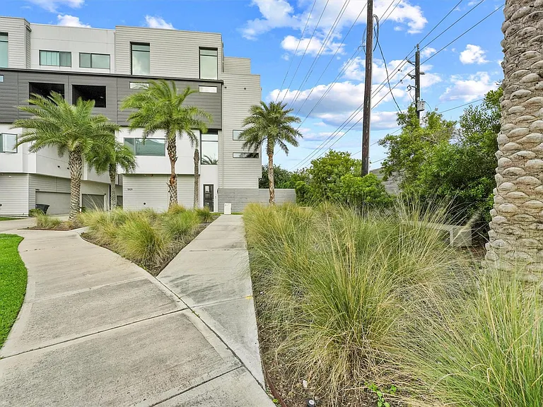 5854 E Post Oak Ln — Photo 30