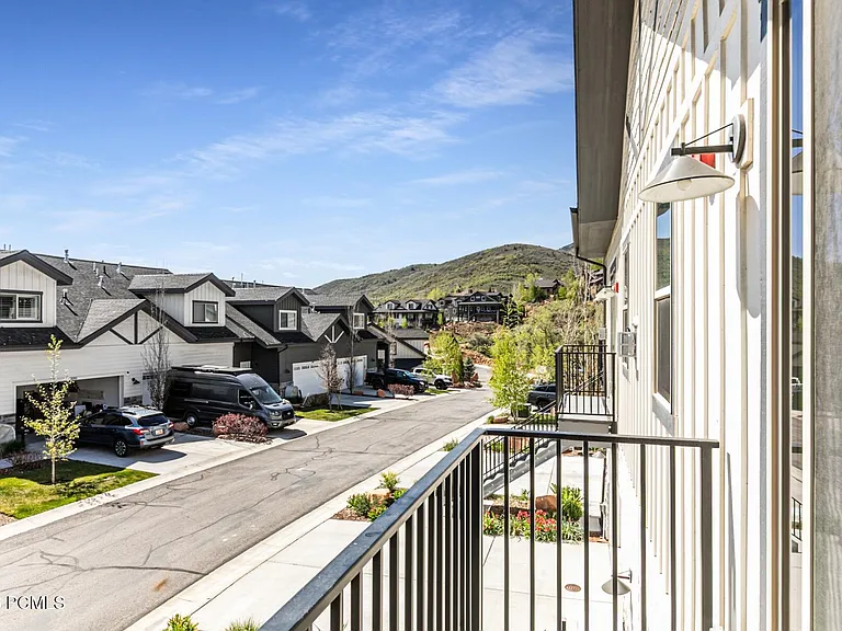 3359 Quarry Springs Dr — Photo 30