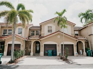 8917 SW 108th Pl, Miami, FL 33176