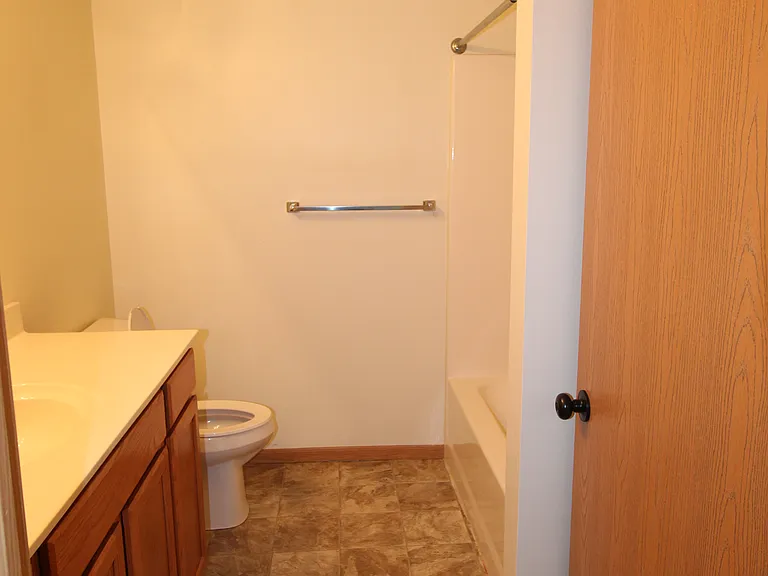 The Gardens Apartments — Photo 27