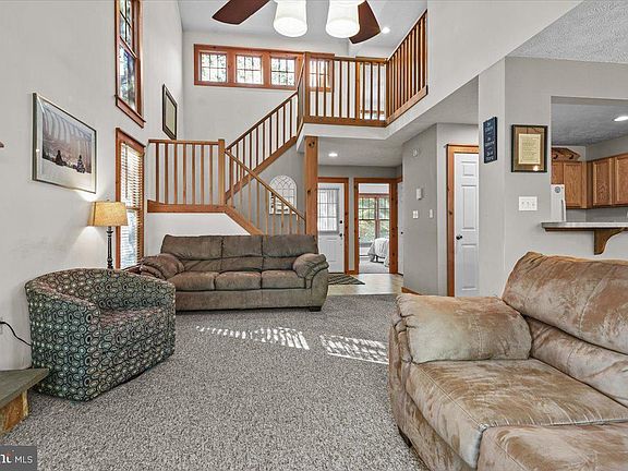 5th image of 182 Upper Deer Valley Rd