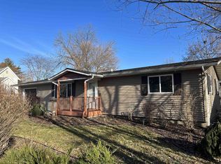 354 5th St, Prairie Du Sac, WI 53578