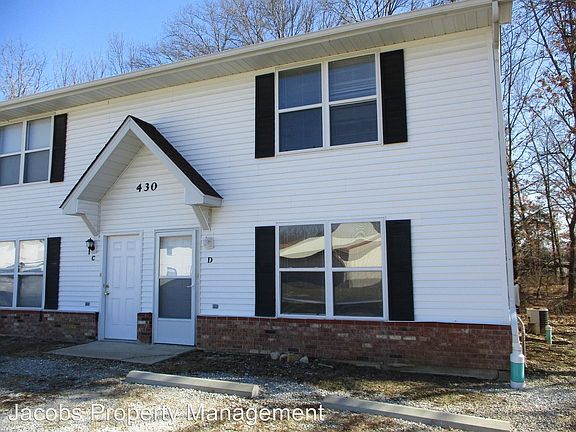 2nd image of 430 NE Park Ln APT A