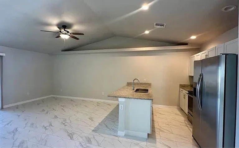3418 SW 17th Ave #3418 — Photo 7