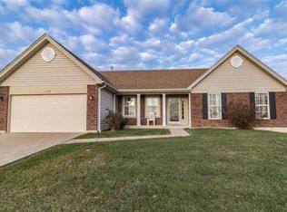 4753 Trees Edge Ln, Florissant, MO 63033