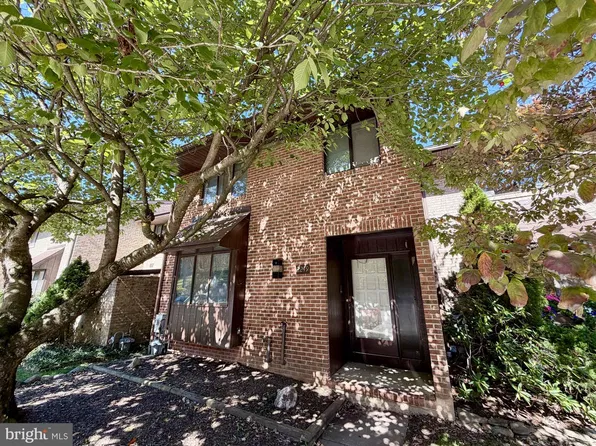2249 Chapel Valley Ln, Lutherville Timonium, MD 21093