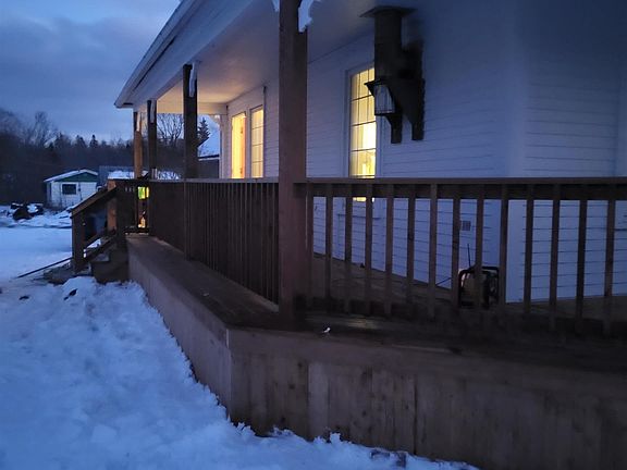 3rd image of 2133 New Cheverie Rd