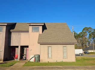 102 Valley Rd, Statesboro, GA 30458