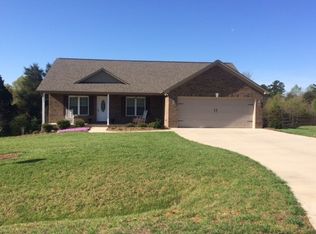 504 E Pine St, Maiden, NC 28650