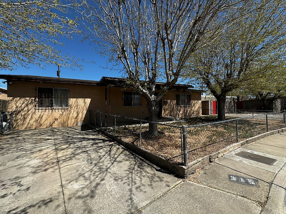 1st image of 315 San Andres Ave NW