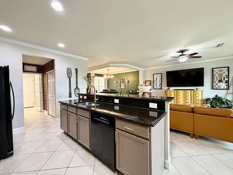 14164 Mahogany Ave — Photo 12