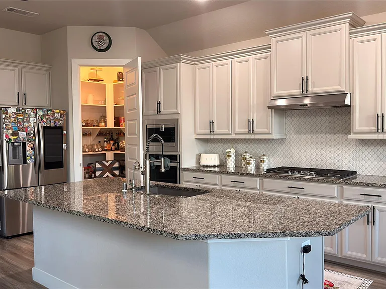 23018 Pearl Glen Ln — Photo 10