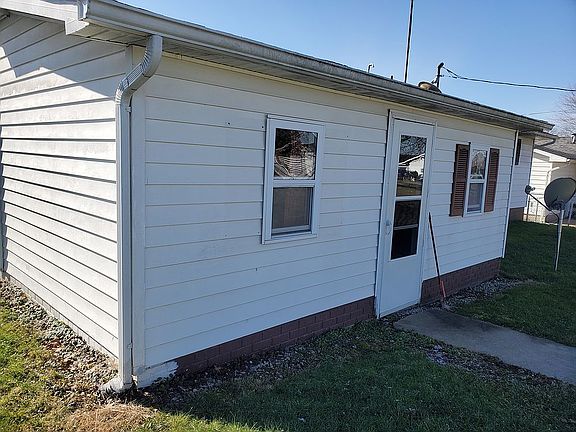 4th image of 599 Legrande Blvd