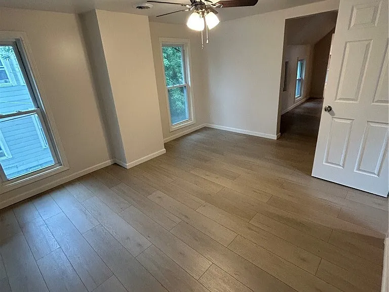 286 Normal Ave #UPPER — Photo 5
