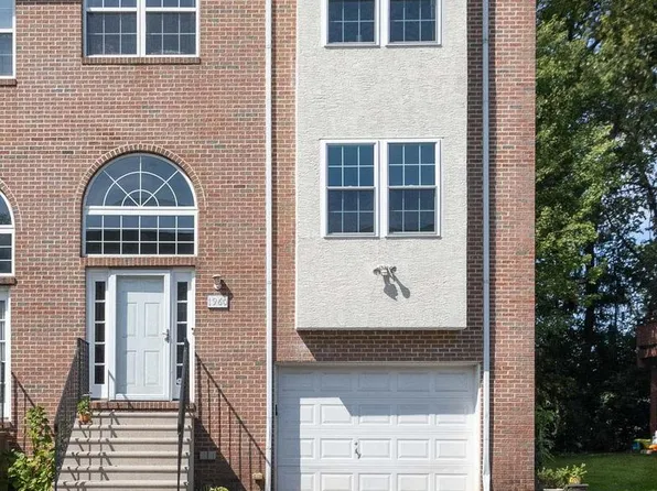 1960 West Ave, Conshohocken, PA 19428