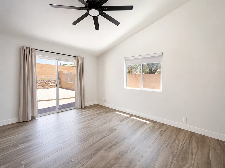 6531 N 83rd Ln — Photo 11