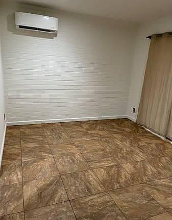 3rd image of 1440 S Palo Verde Ave
