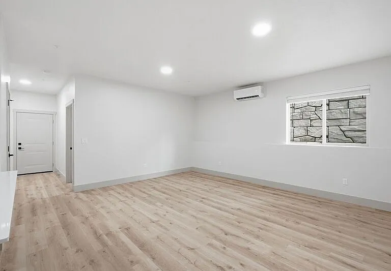 1816 N 15th St #101 — Photo 17