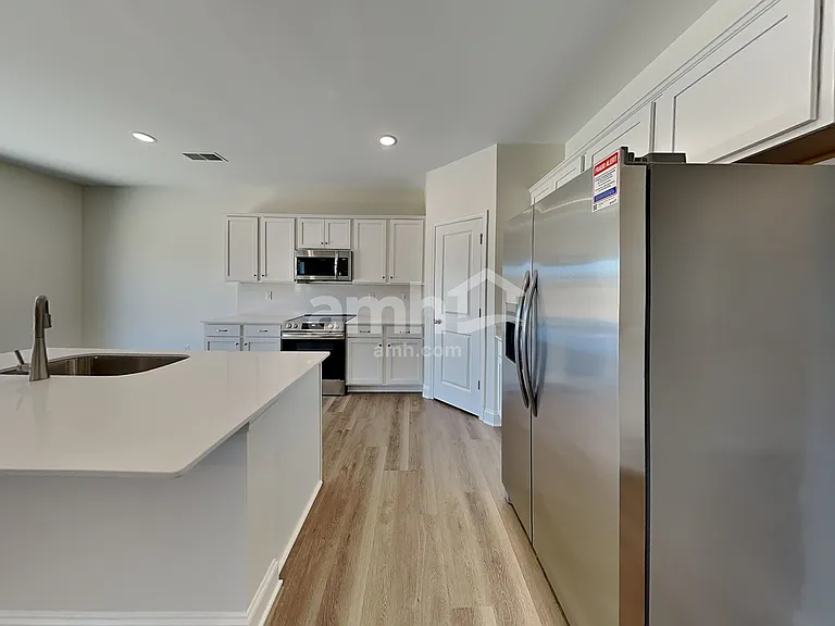 3472 Lincoln Heights Ln — Photo 3