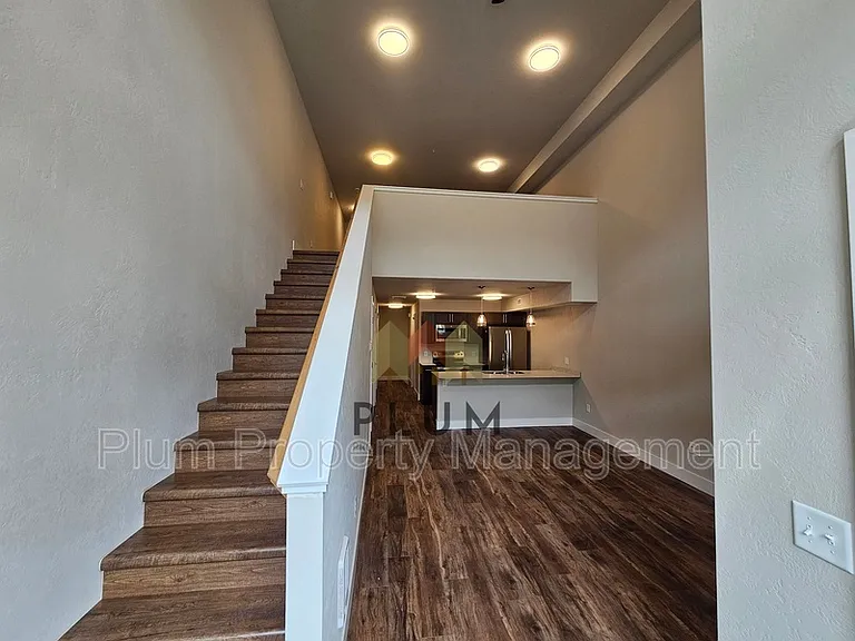425 Michigan Ave #106 — Photo 19
