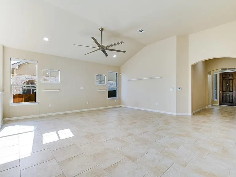 16208 Cantania Cv — Photo 4