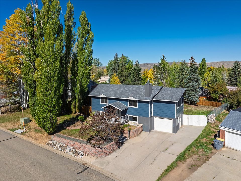 1st image of 404 High Meadow Court