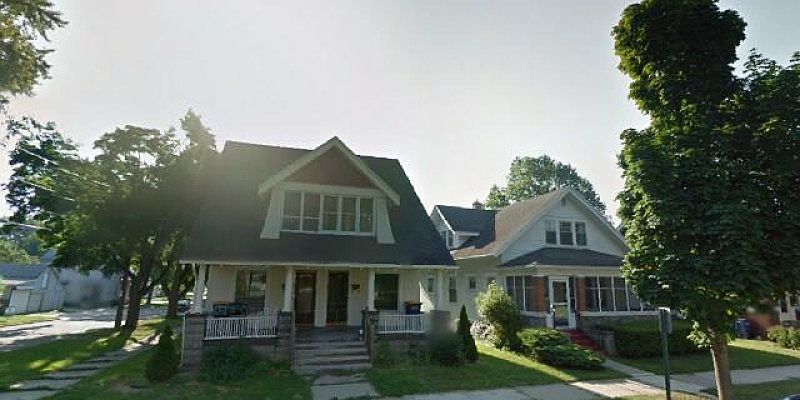 1st image of 122 Richards Ave NW