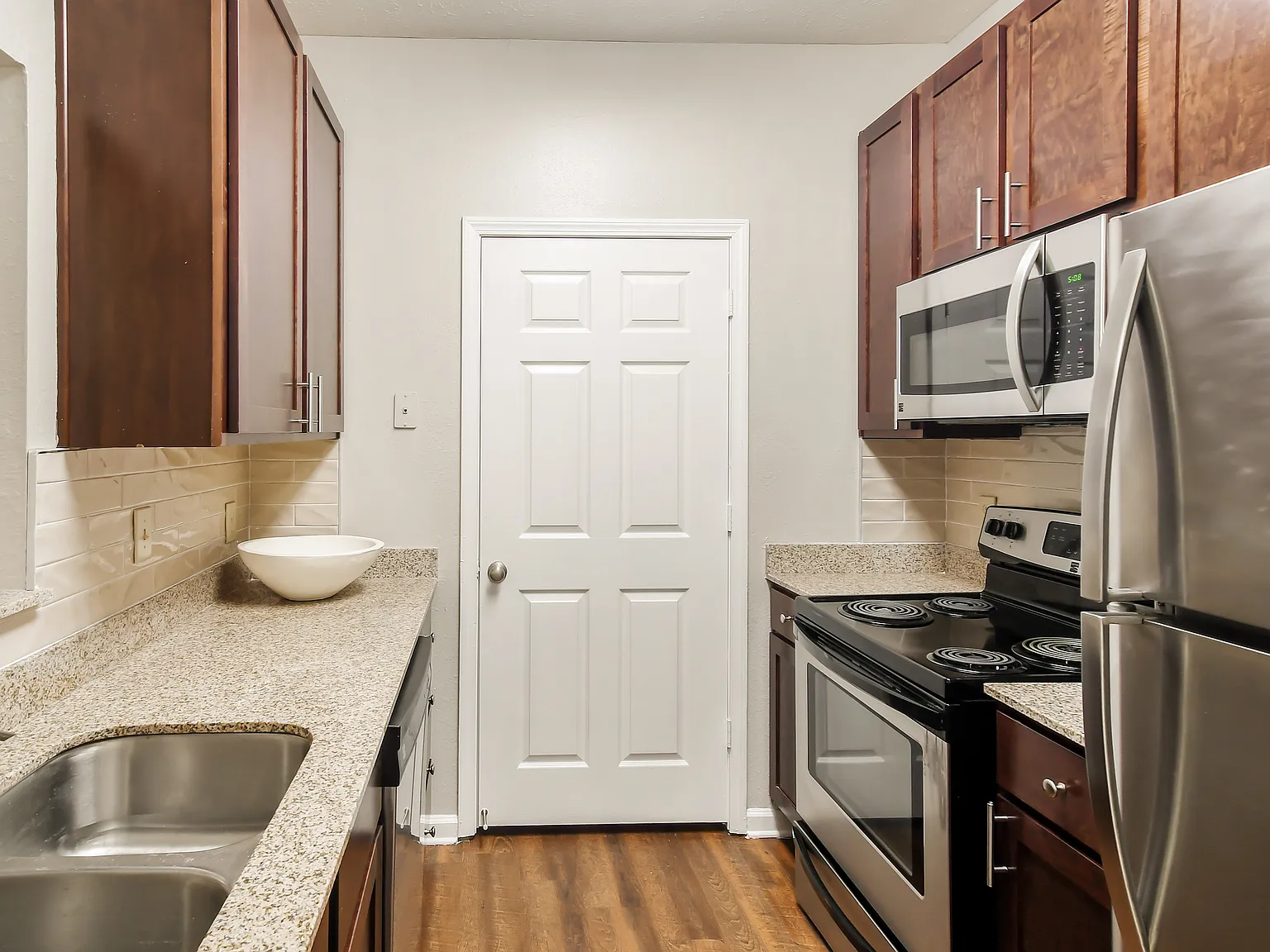 Highpointe Apartment Homes — Photo 4