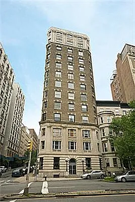 Sold by Fenwick Keats Real Estate | media 1