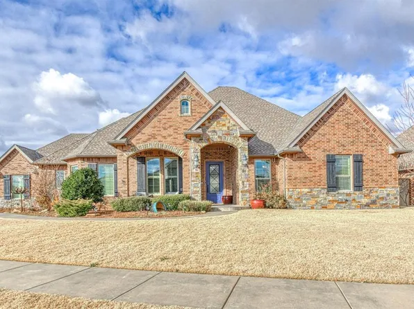 2233 War Eagle Ln, Yukon, OK 73099