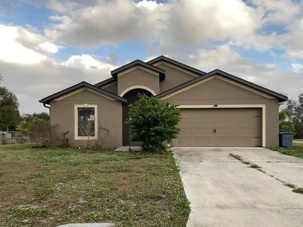 815 Lystra Ave, Fort Myers, FL 33913