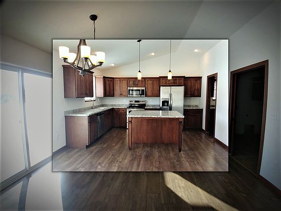 3rd image of 2637 Annamarie Dr