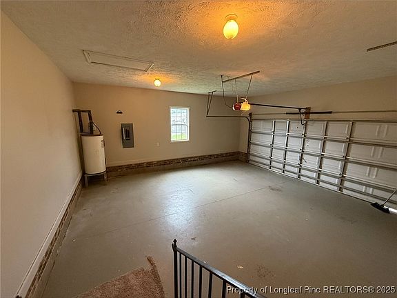 3rd image of 181 Westminster Dr