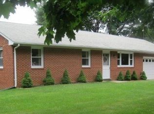 2512 Lawndale Rd, Finksburg, MD 21048