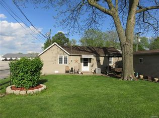 102 East St, Red Bud, IL 62278
