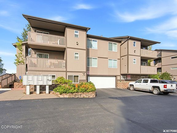 4th image of 5687 Denali St APT E