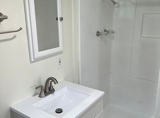 1137 Monterey Blvd, Hermosa Beach, CA 90254