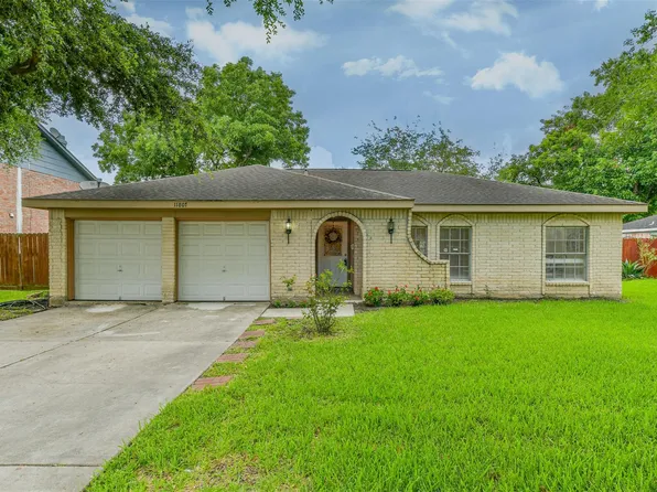 11807 Sagecliff Dr, Houston, TX 77089