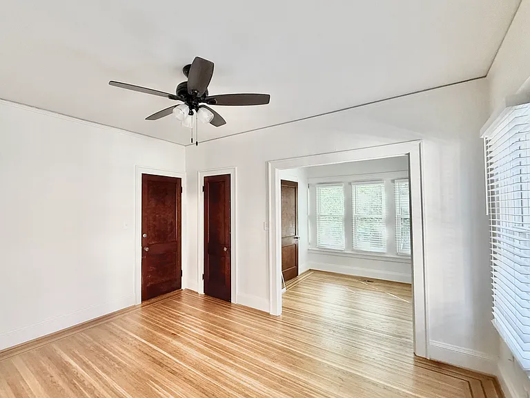 2325 Glenmary Ave #1 — Photo 3