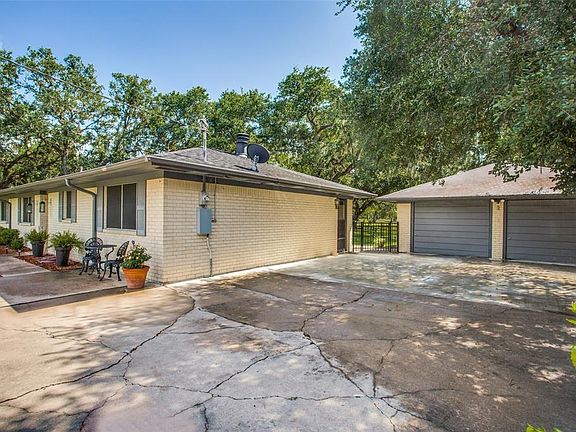 4th image of 8668 Plantation Dr
