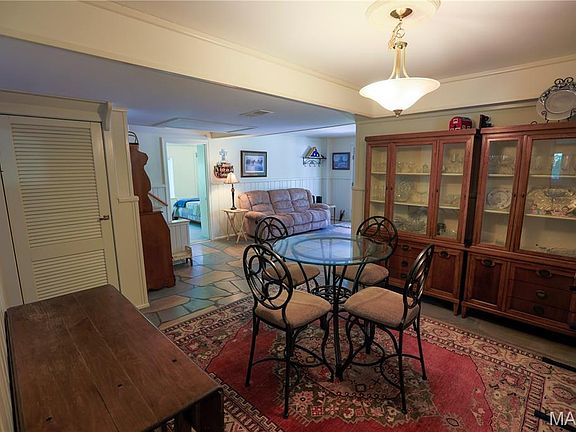 5th image of 1004 Weidman Rd