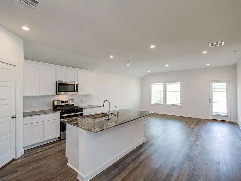 8922 Colicroot Dr — Photo 11