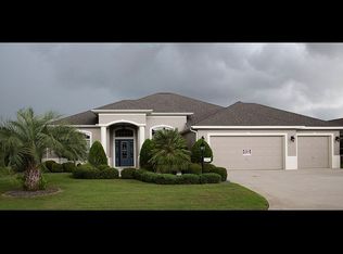 1902 Lake Ridge Dr, The Villages, FL 32162