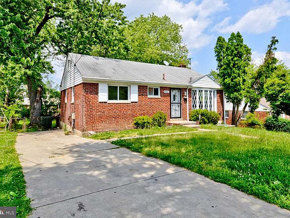 2nd image of 2006 Woodberry St